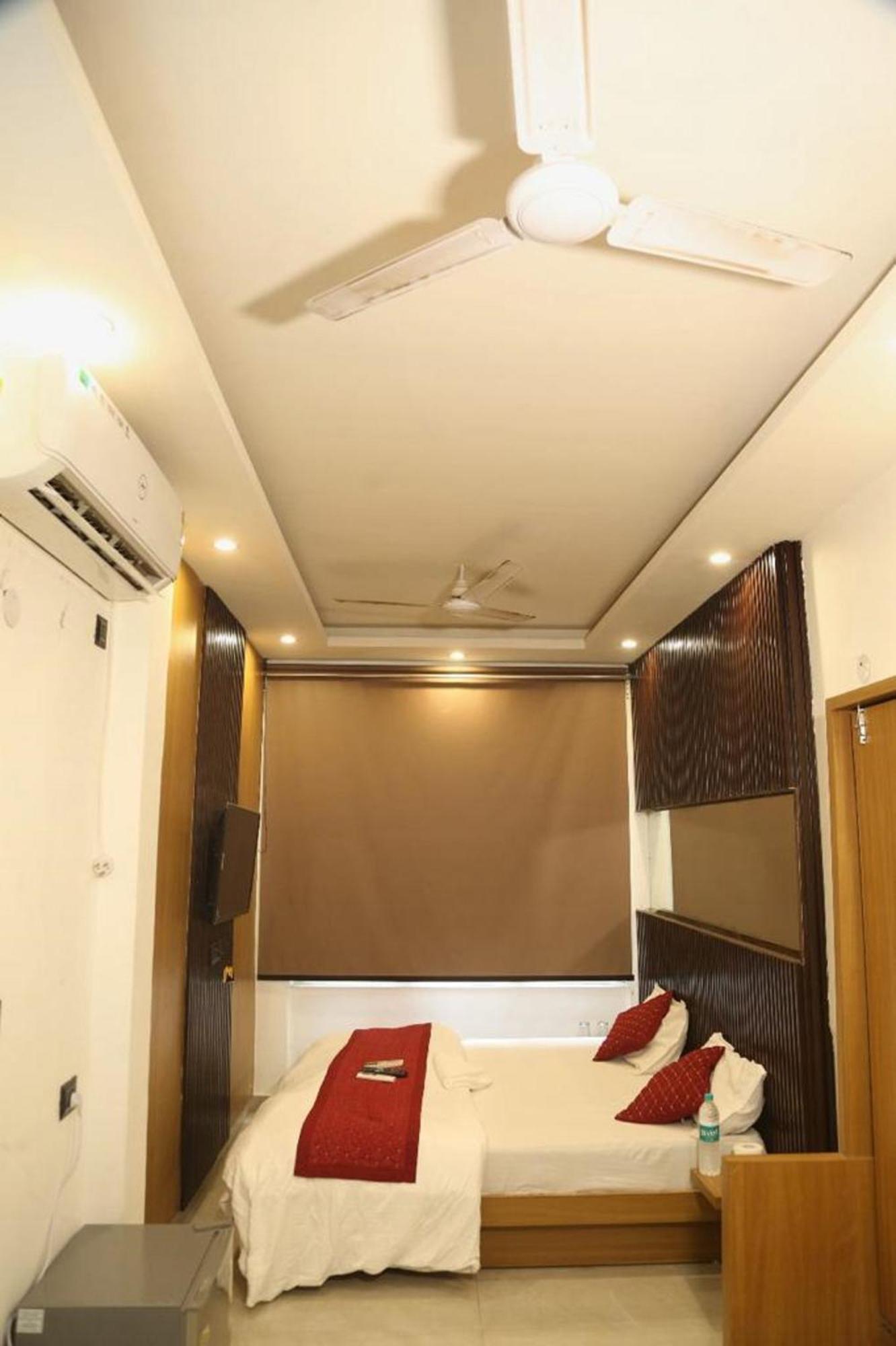 Bunk Hostel Delhi Best Backpacking Accommodation 新德里 外观 照片